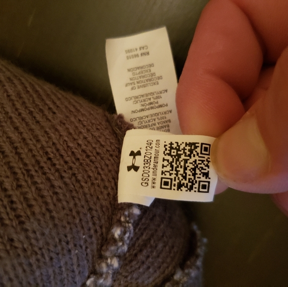 Under Armour Womens Winter Hat Gray Winter Beanie Womens Under Armour Skull Cap! - Picture 8 of 8